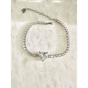 Cubic zirconia heart tennis bracelet